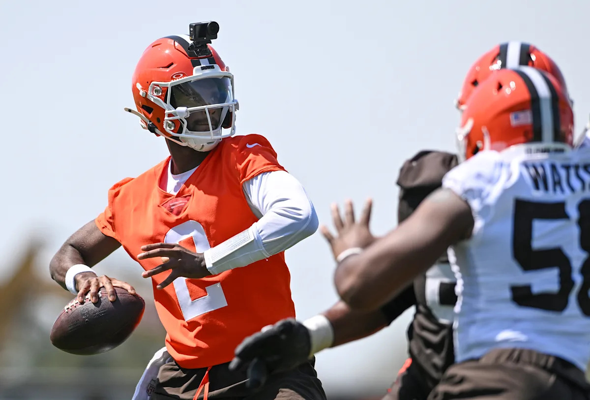 Shedeur Sanders took first-team reps in Todd Monken’s first Browns...